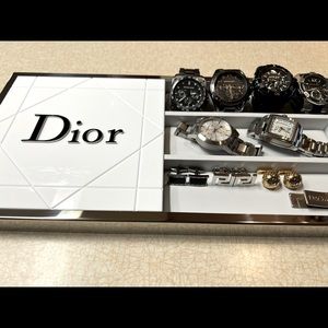 Dior jewelry showcase’s